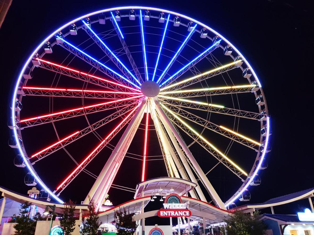 River Song, Near River, Hot Tub, Foosball, Wifi 1089 Free Tickets Each Paid Day, Dollywood And More سيفيرفيل المظهر الخارجي الصورة