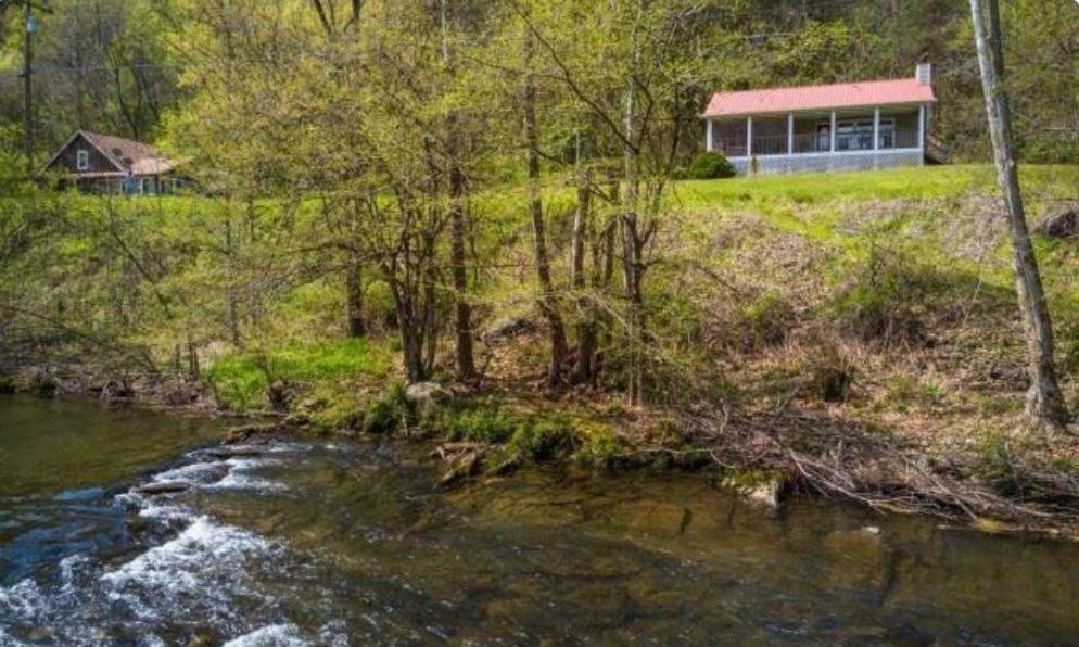 River Song, Near River, Hot Tub, Foosball, Wifi 1089 Free Tickets Each Paid Day, Dollywood And More سيفيرفيل المظهر الخارجي الصورة